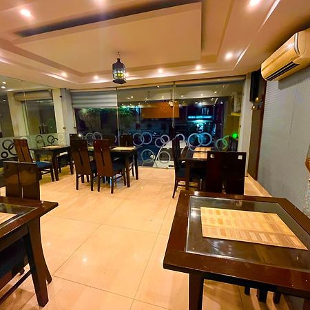 Palki Cafe & Stay Ludhiana Extérieur photo